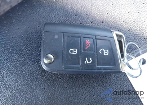 2021 Volkswagen Tiguan 2.0T Se/2.0T Se R-Line Black/2.0T Sel из США, поврежденный, VIN 3VV2B7AX9MM117619